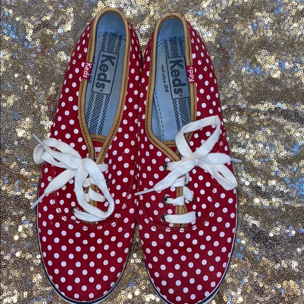 KEDS Women’s Size 8 Red Polka Dot Shoes